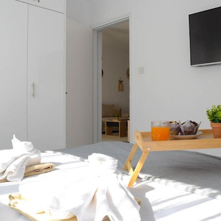 Coastal Getaway Apartment ลาร์นาคา ภายนอก รูปภาพ