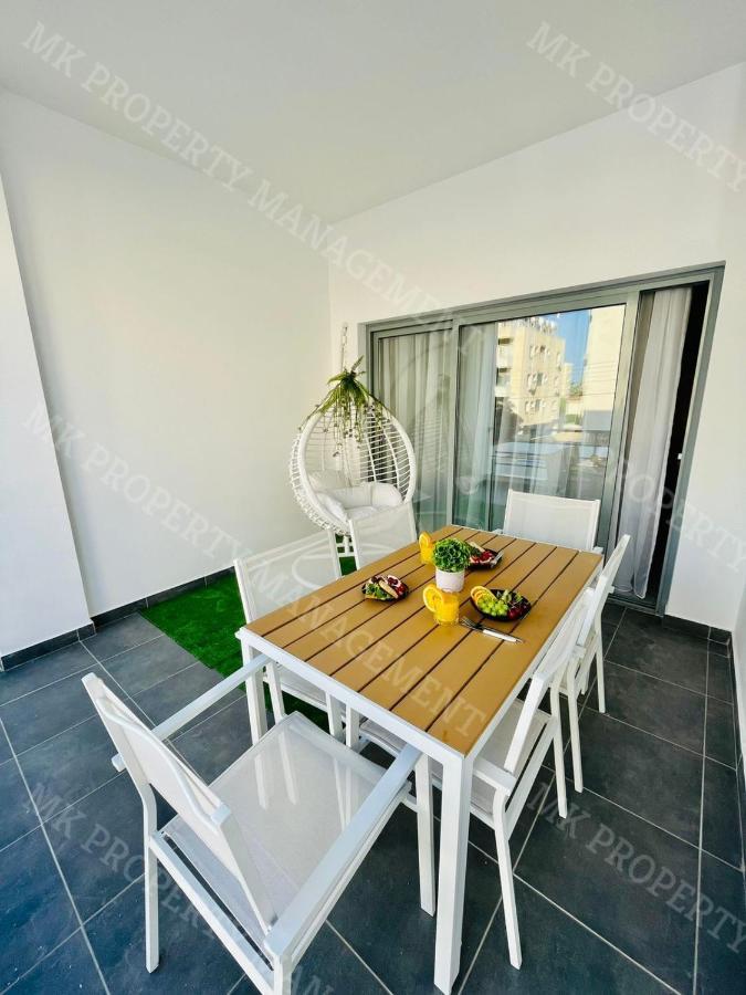 Coastal Getaway Apartment ลาร์นาคา ภายนอก รูปภาพ