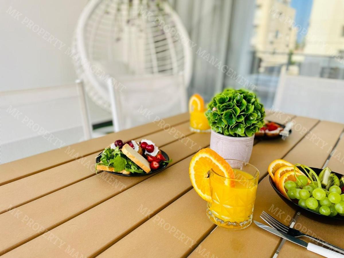 Coastal Getaway Apartment ลาร์นาคา ภายนอก รูปภาพ