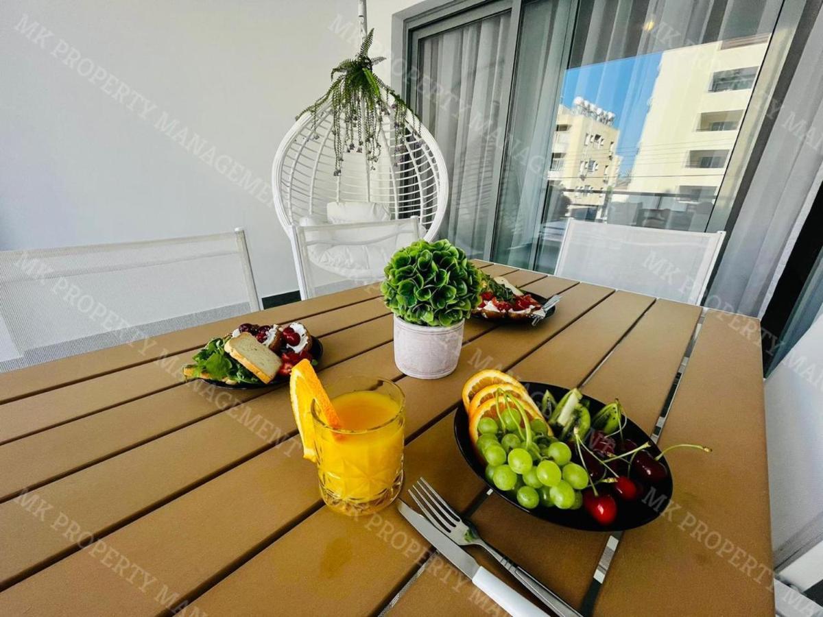 Coastal Getaway Apartment ลาร์นาคา ภายนอก รูปภาพ