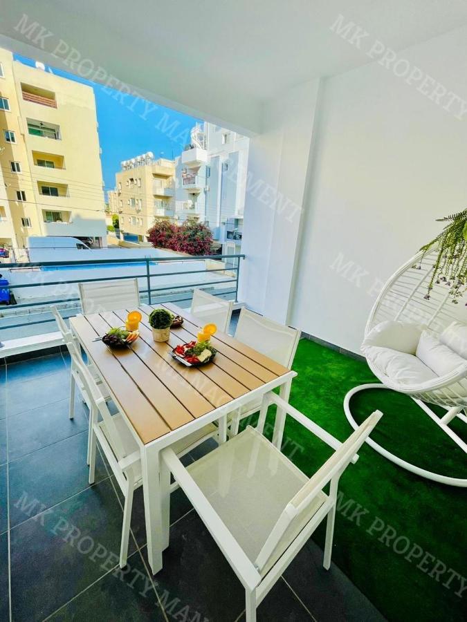 Coastal Getaway Apartment ลาร์นาคา ภายนอก รูปภาพ
