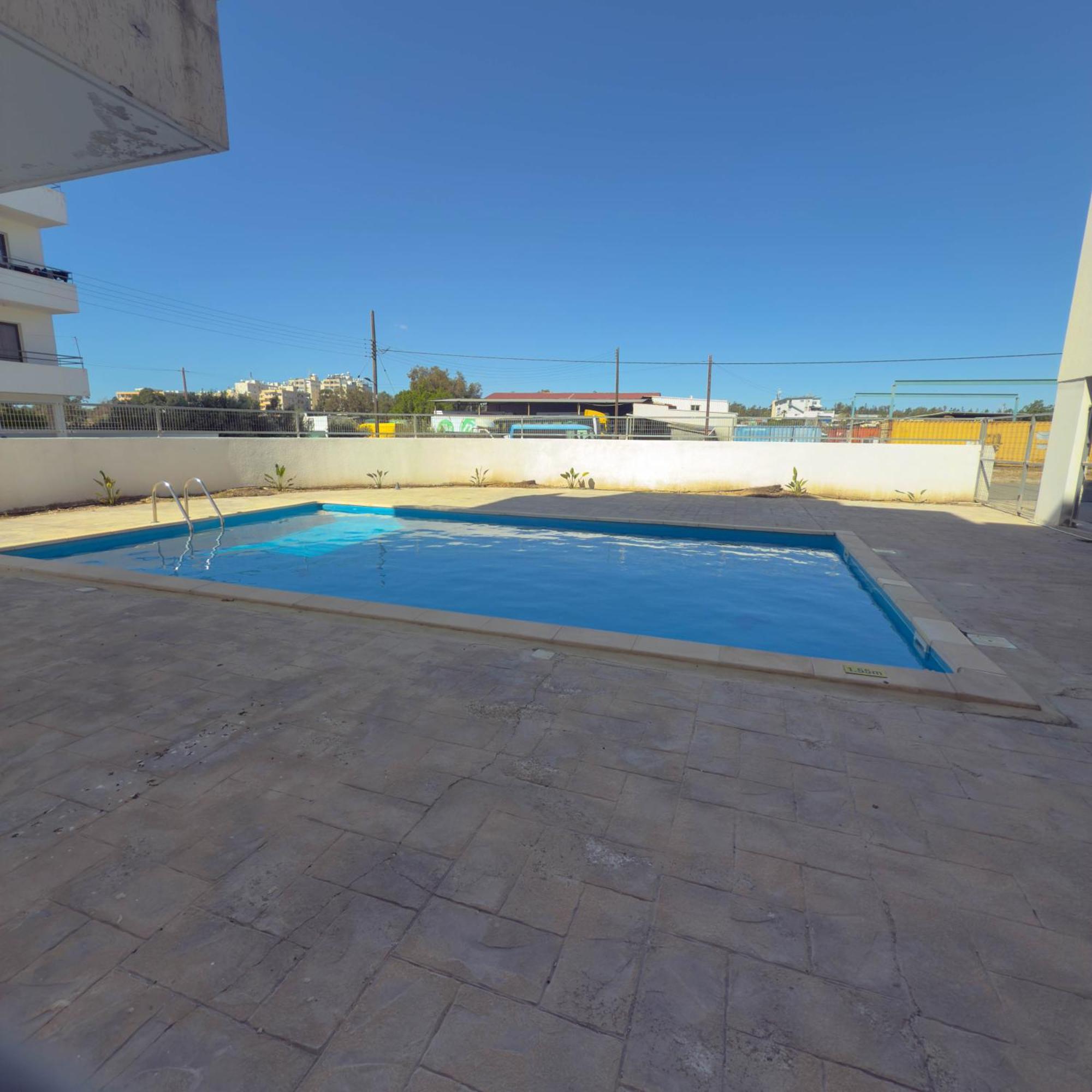 Coastal Getaway Apartment ลาร์นาคา ภายนอก รูปภาพ