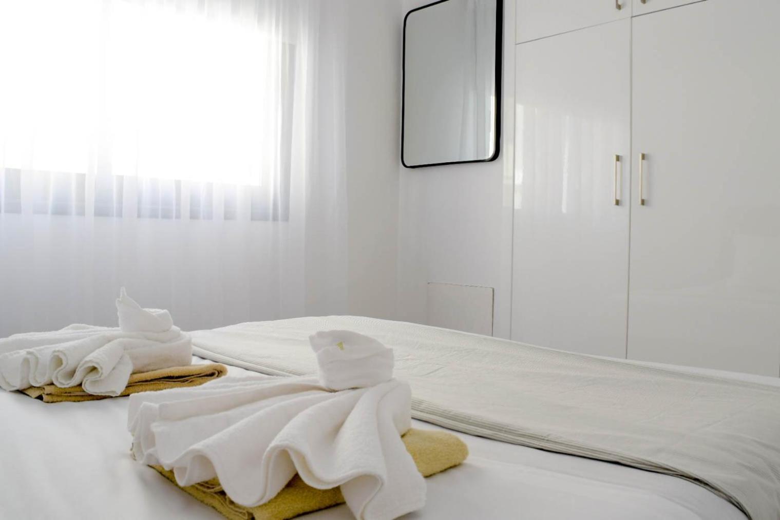 Coastal Getaway Apartment ลาร์นาคา ภายนอก รูปภาพ